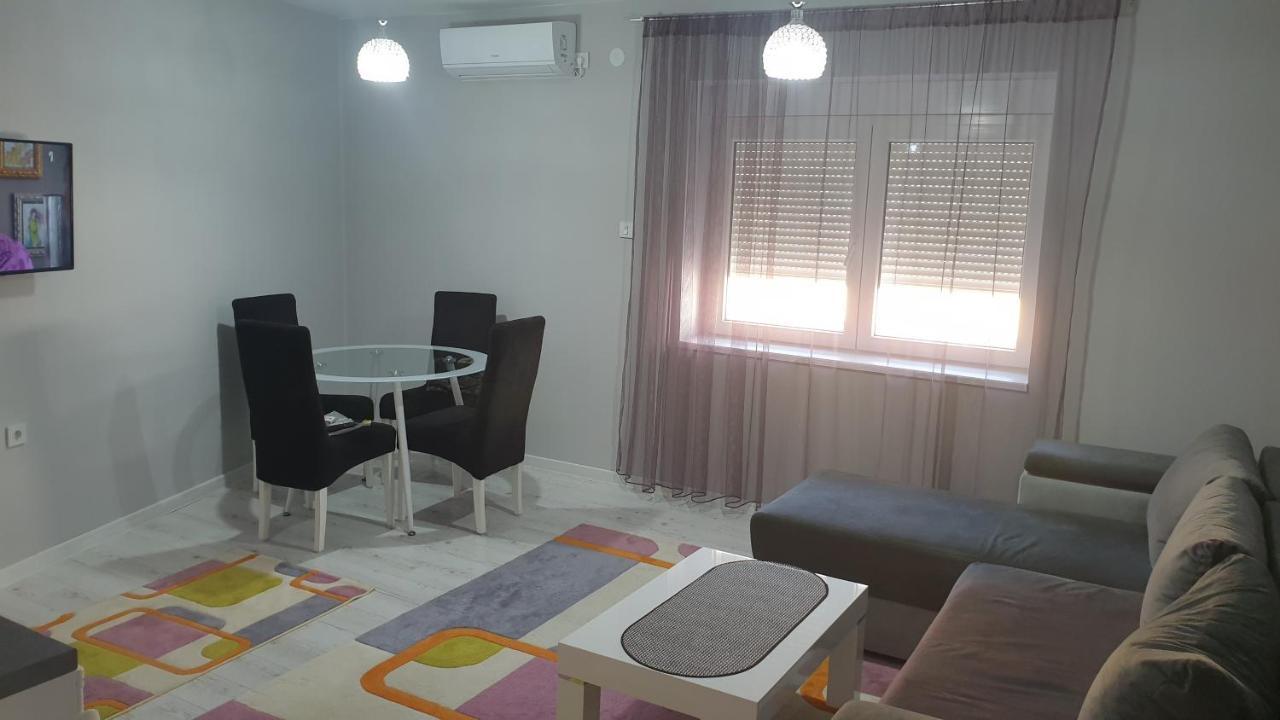 Apartman Sweet Dreams 2 Aparthotel Ni Εξωτερικό φωτογραφία