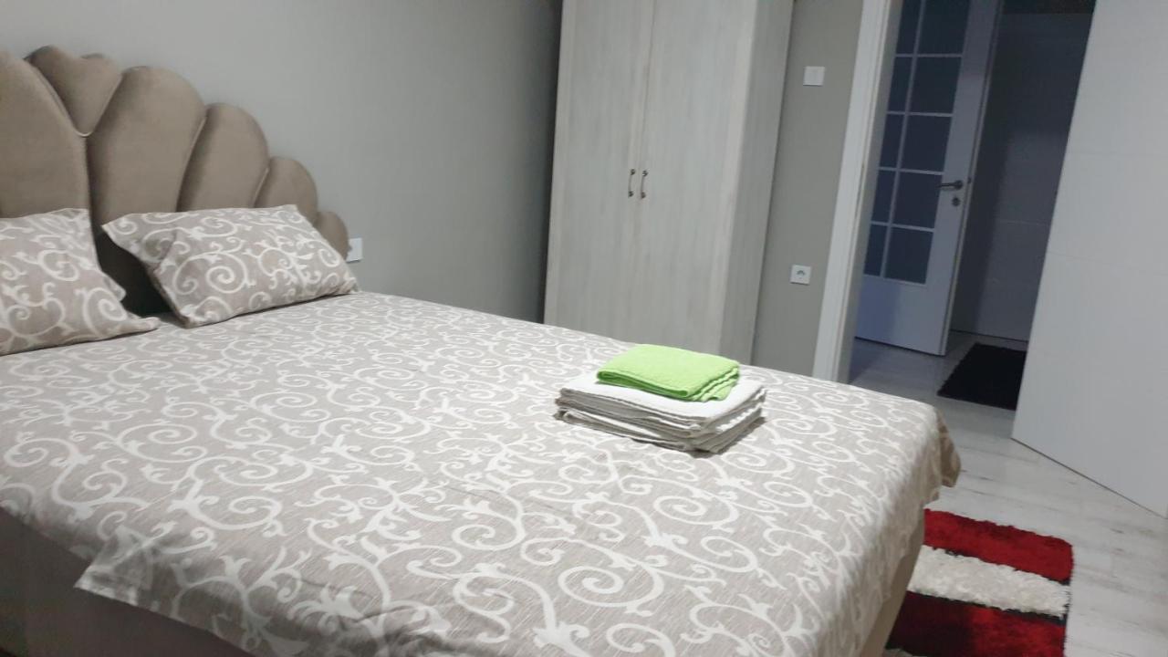 Apartman Sweet Dreams 2 Aparthotel Ni Εξωτερικό φωτογραφία