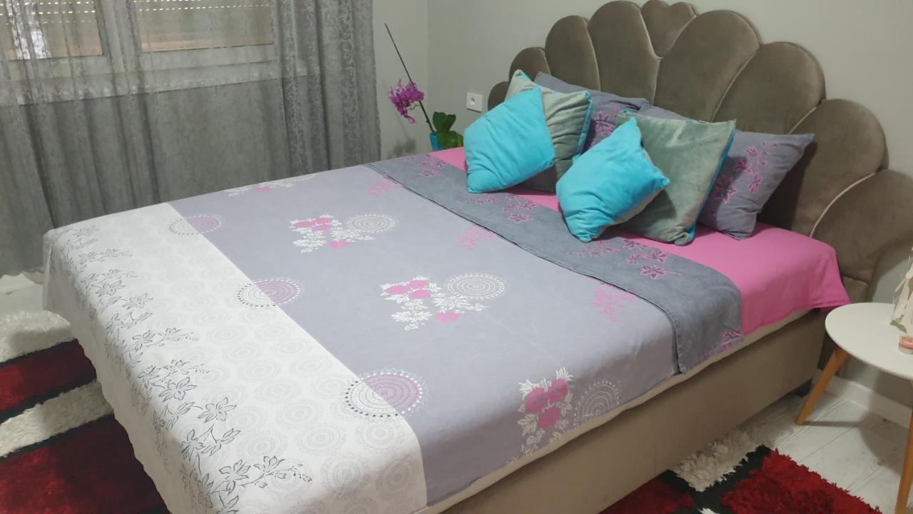 Apartman Sweet Dreams 2 Aparthotel Ni Εξωτερικό φωτογραφία